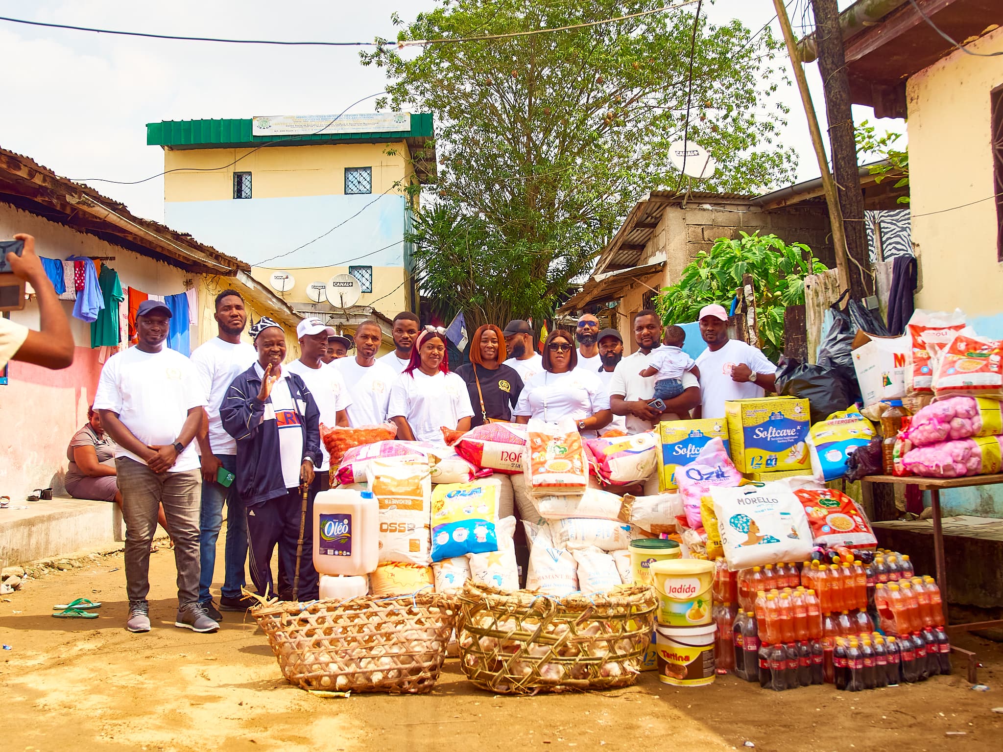 Step for the Future Foundation à Douala – Makèpè, Déplacés du NOSO (photo 7)