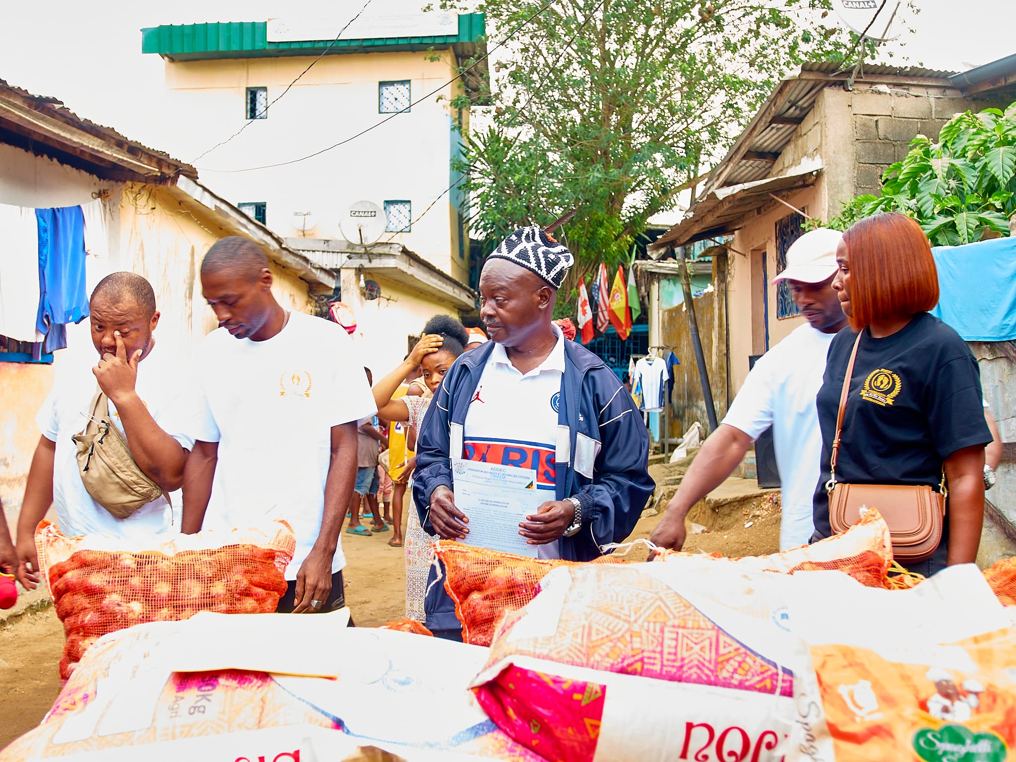 Step for the Future Foundation à Douala – Makèpè, Déplacés du NOSO (photo 15)