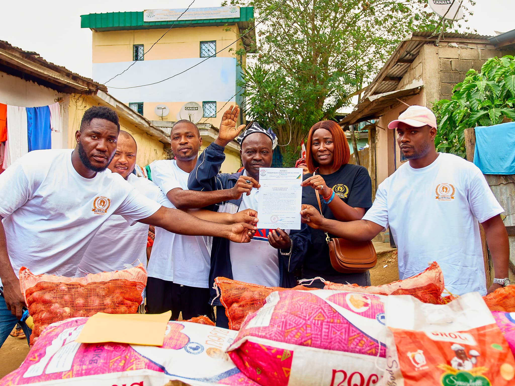 Step for the Future Foundation à Douala – Makèpè, Déplacés du NOSO (photo 23)